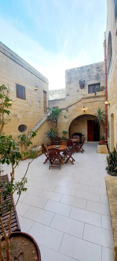 Ta Majsi Farmhouse With Indoor Heated Pool San Lawrenz Exterior foto