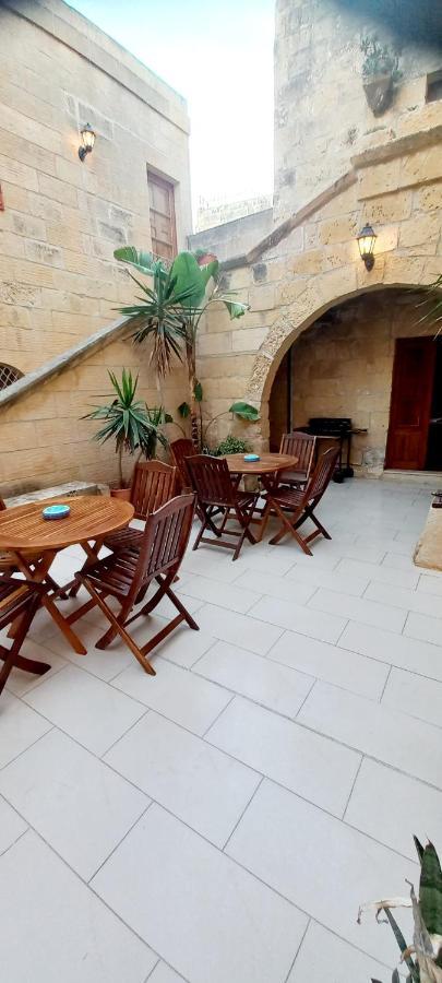Ta Majsi Farmhouse With Indoor Heated Pool San Lawrenz Exterior foto