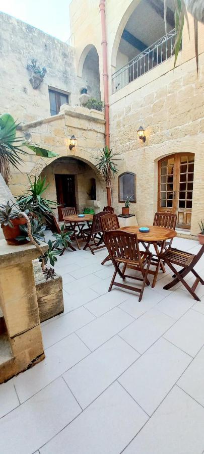 Ta Majsi Farmhouse With Indoor Heated Pool San Lawrenz Exterior foto